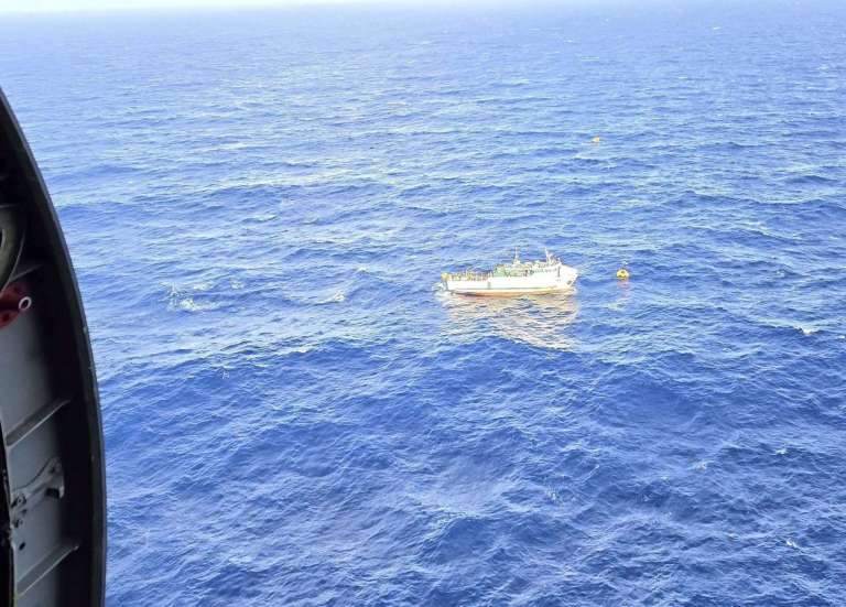 Îles Salomon : le ferry Awka secouru après trois jours de dérive